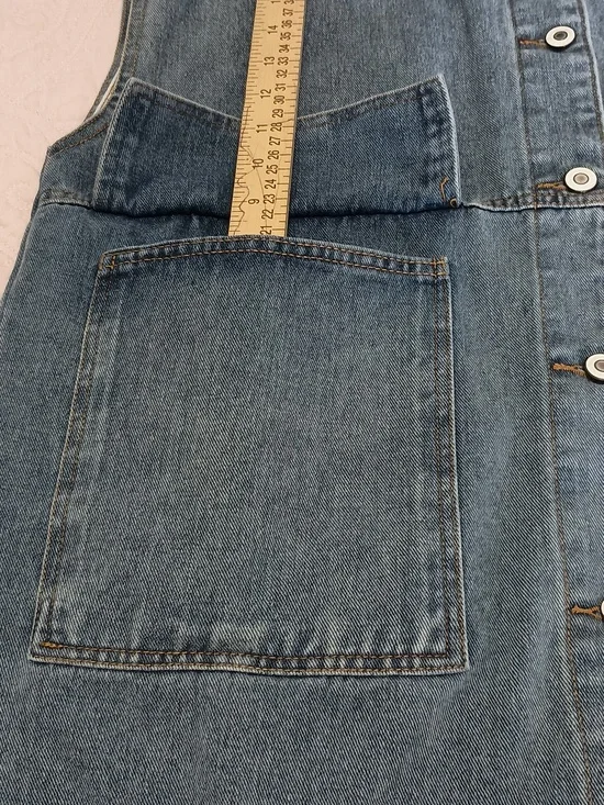 Sleeveless Denim Button-Up Vest in Medium Blue - Picture 5 of 6